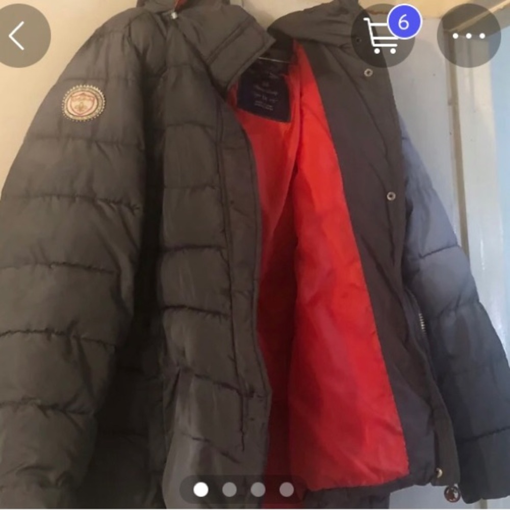 Men's Gray Puffer Jacket with Red Lining